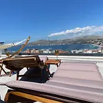 公寓 Penthouse Oceanview *