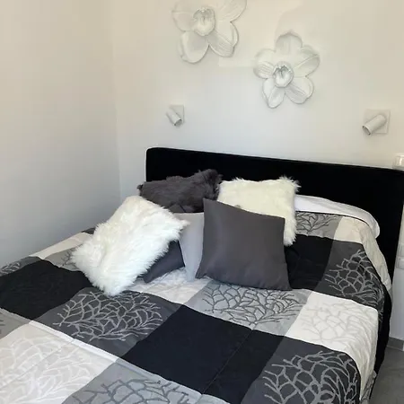 Penthouse Oceanview تروغير